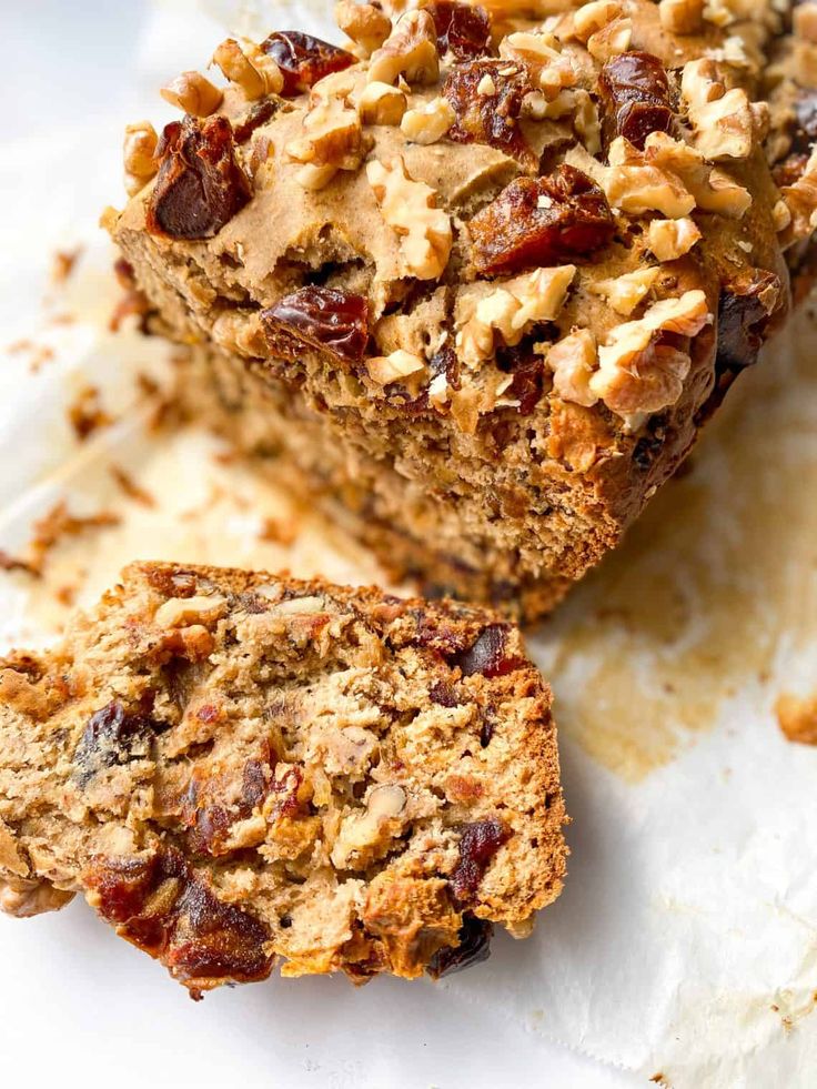 Pan de Dátiles y Tahini: Un Placer Dulce y Saludable para Todo el Día