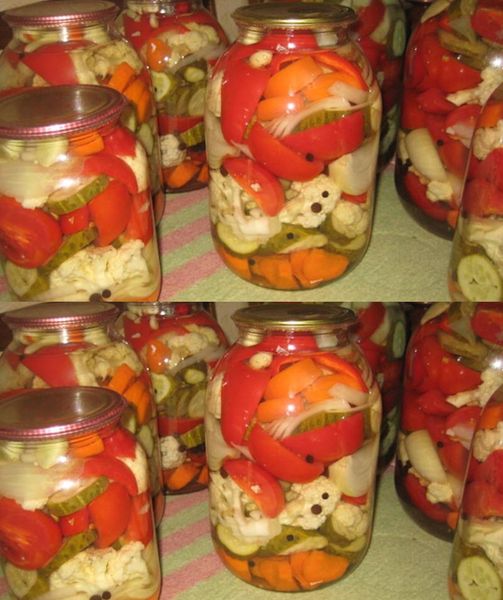 Verduras encurtidas variadas para el invierno: un clásico indispensable