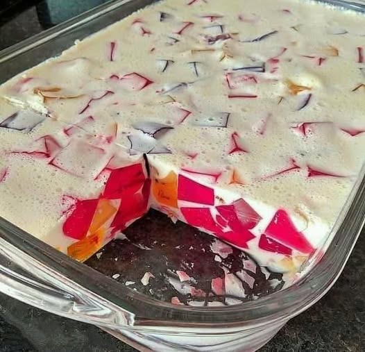 Gelatina Mosaico: El Postre Colorido que Encantará a Todos