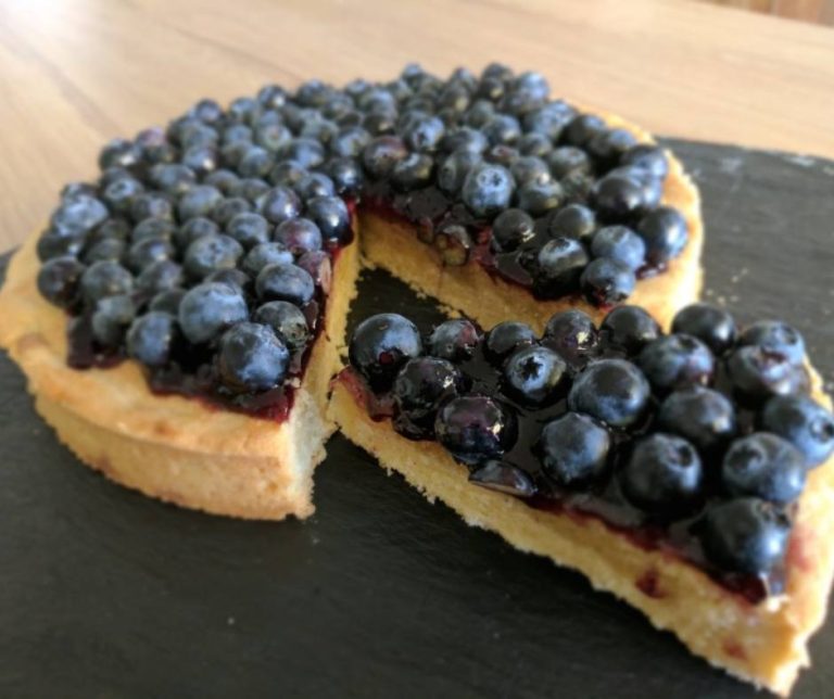 La tarta de queso con arándanos que encanta a todos