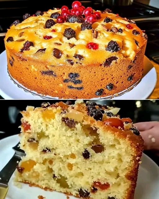 Pastel de frutas navideño al estilo tradicional: un dulce abrazo de la temporada festiva