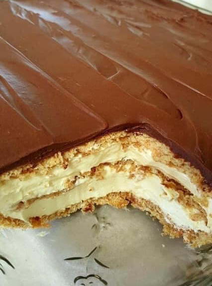 Pastel Éclair de Chocolate sin Horno: Un Postre Cremoso y Delicioso