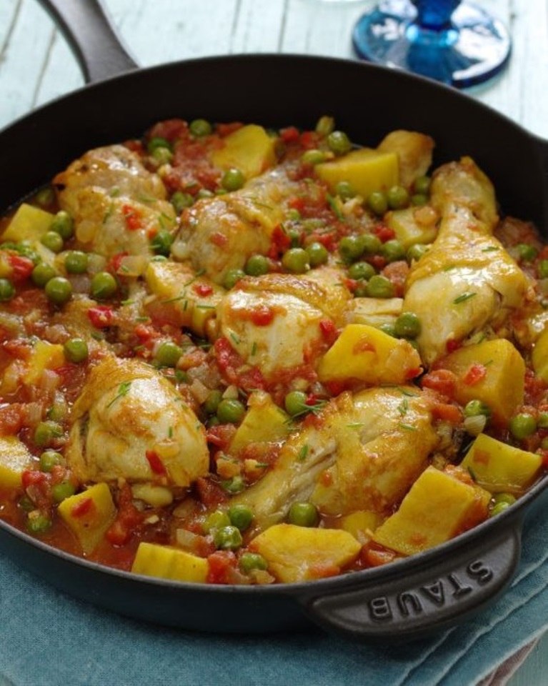 Pollo a la Portuguesa: un plato lleno de sabor y color