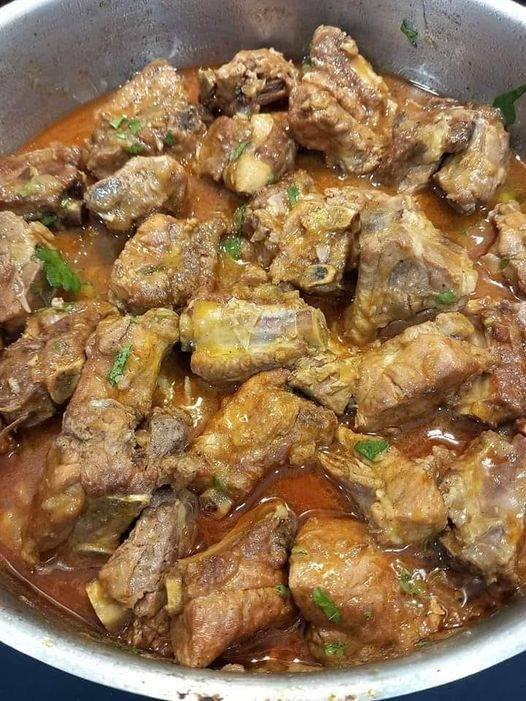 Costillas de Cerdo Jugosas: La Receta Perfecta para un Asado Irresistible