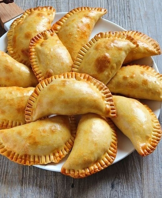 Empanadillas al Horno con Masa Casera: Un Sabor Irresistible y Crujiente